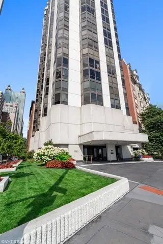 990 N Lake Shore Drive #9A, Chicago, IL 60611 - Image #1