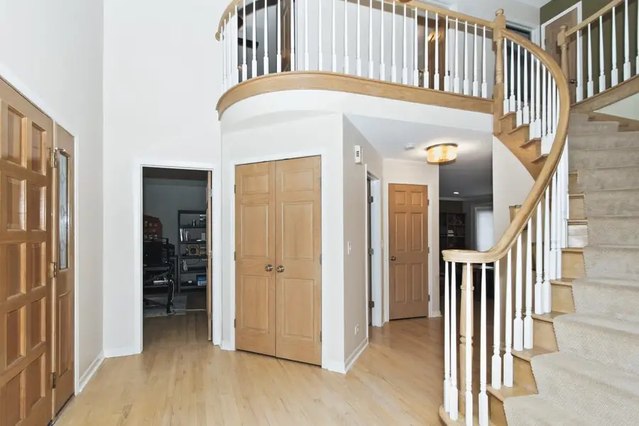 933 Doral Drive, Bartlett, IL 60103 - Image #3