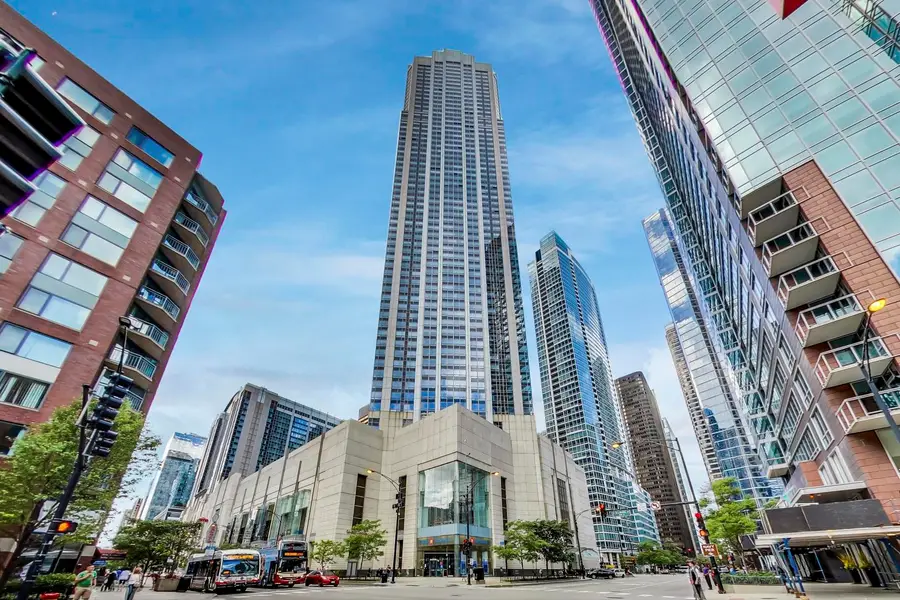 512 N Mcclurg Court #1704, Chicago, IL 60611 - Image #3