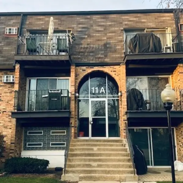 11A E Dundee Quarter Drive #205, Palatine, IL 60074