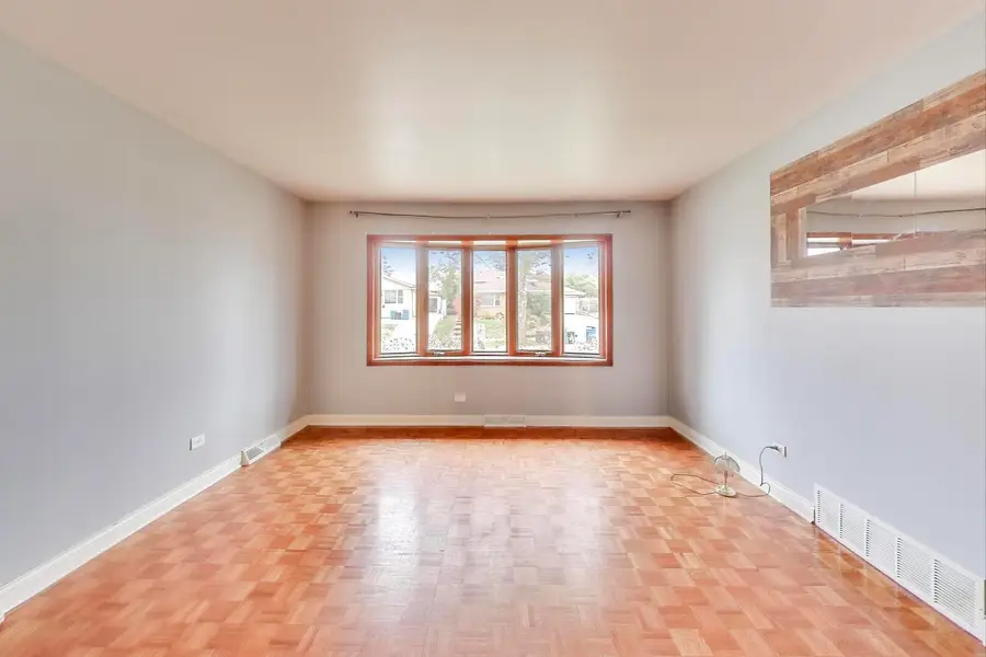 Address Withheld By Seller, Addison, IL 60101 - Image #3