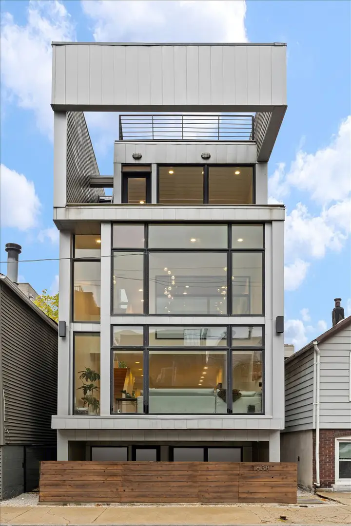 1638 W Ontario Street, Chicago, IL 60622 - Image #1
