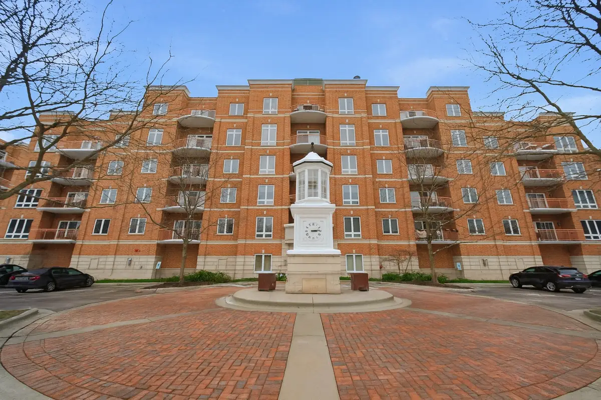 799 Graceland Avenue #404A, Des Plaines, IL 60016 - Image #1