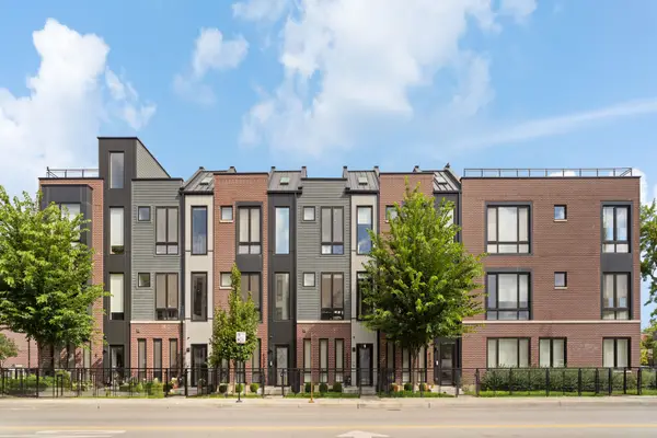 4232 W Belmont Avenue #4, Chicago, IL 60641