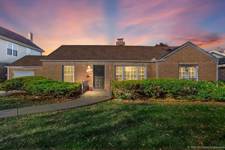 9524 S Francisco Avenue, Evergreen Park, IL 60805 - Image #3