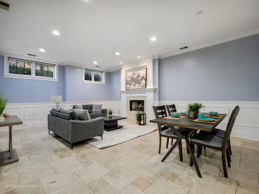 Address Withheld By Seller, Chicago, IL 60625 - Image #3