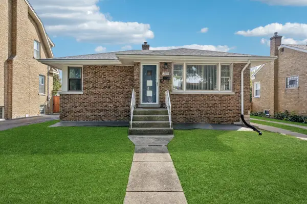 2337 S 2nd Avenue, North Riverside, IL 60546