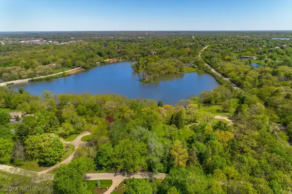 41 Hawthorne Lane, Barrington Hills, IL 60010