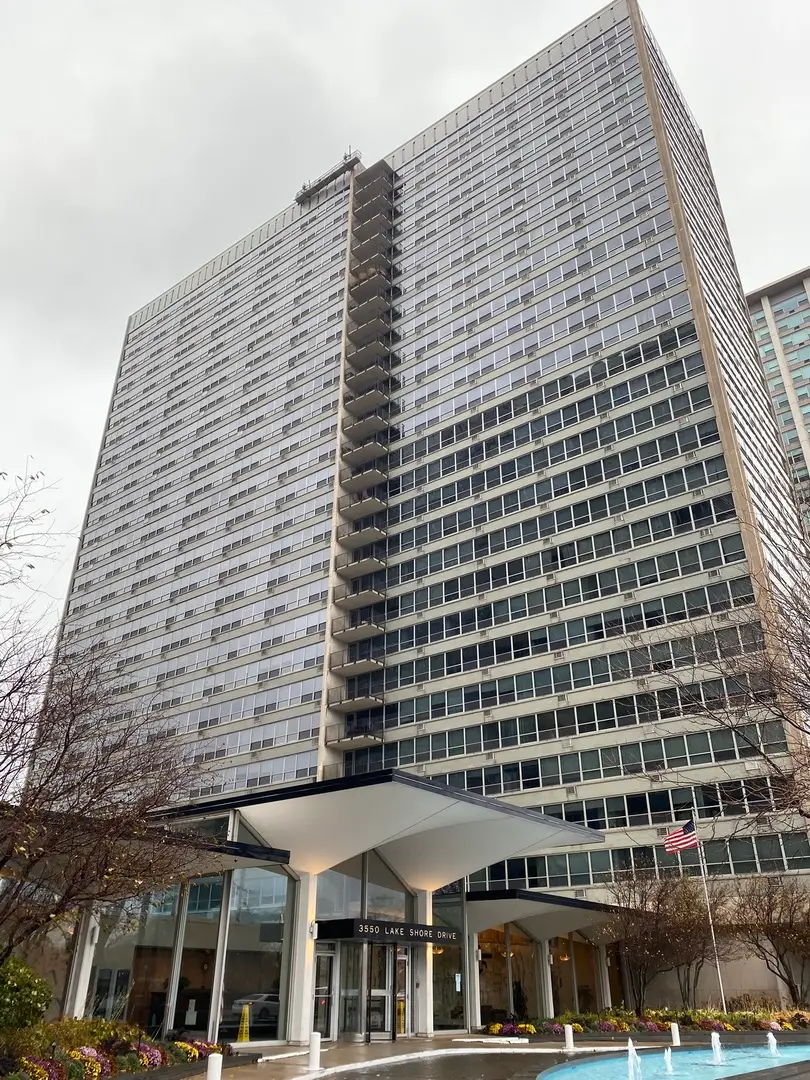 3550 N Lake Shore Drive #924, Chicago, IL 60657 - Image #1