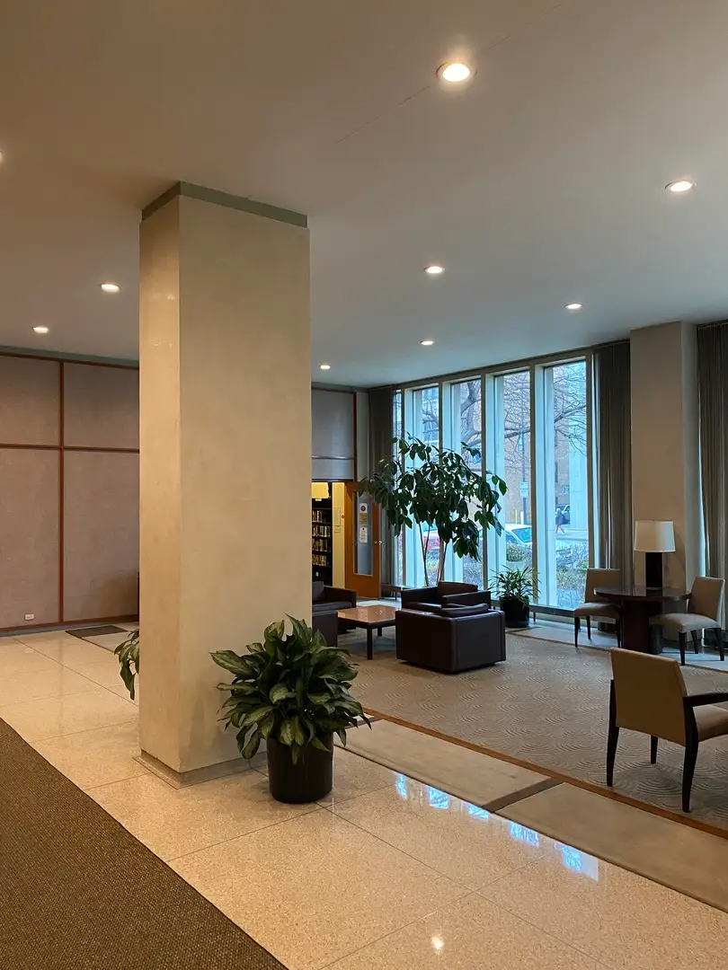 3550 N Lake Shore Drive #924, Chicago, IL 60657 - Image #2