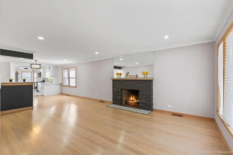 9733 S Springfield Avenue, Evergreen Park, IL 60805 - Image #3