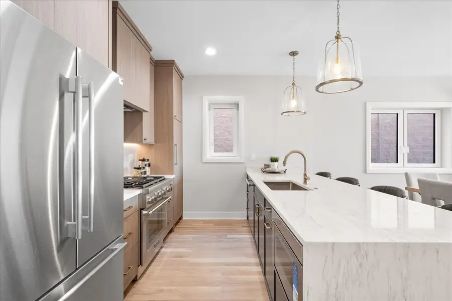 2435 N Clybourn Avenue #4N, Chicago, IL 60614 - Image #3