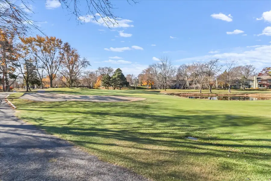 328 Shoreline Road, Lake Barrington, IL 60010 - Image #3