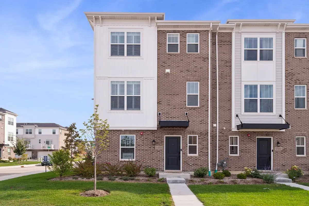 1533 Executive Way, Des Plaines, IL 60018 - Image #1