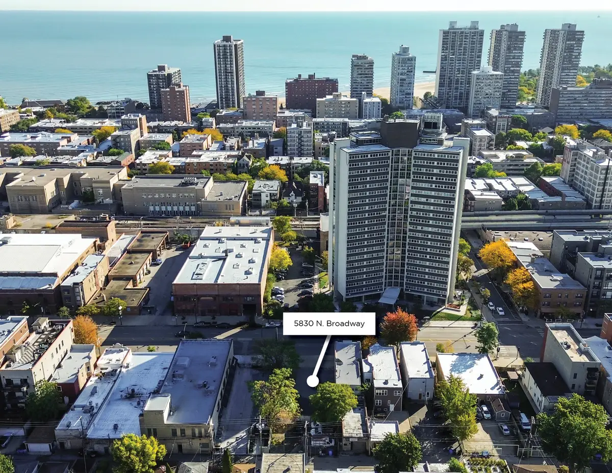 5828 N Broadway Street, Chicago, IL 60660 - Image #1