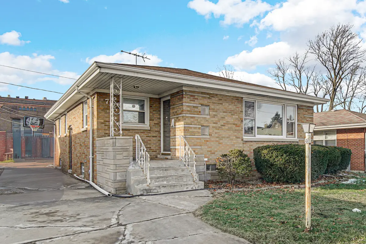 712 May Street, Calumet City, IL 60409 - Image #1