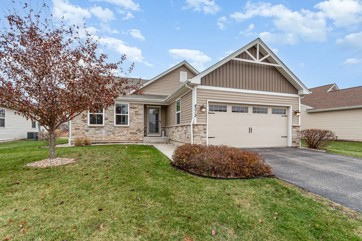 4312 E Millbrook Circle, Yorkville, IL 60560 - Image #1