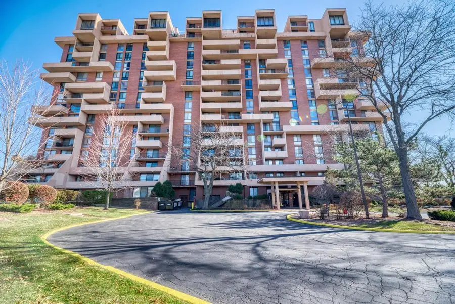 465 W Dominion Drive #1001, Wood Dale, IL 60191 - Image #2