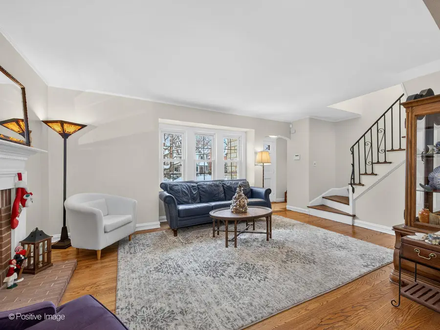 Address Withheld By Seller, Clarendon Hills, IL 60514 - Image #2