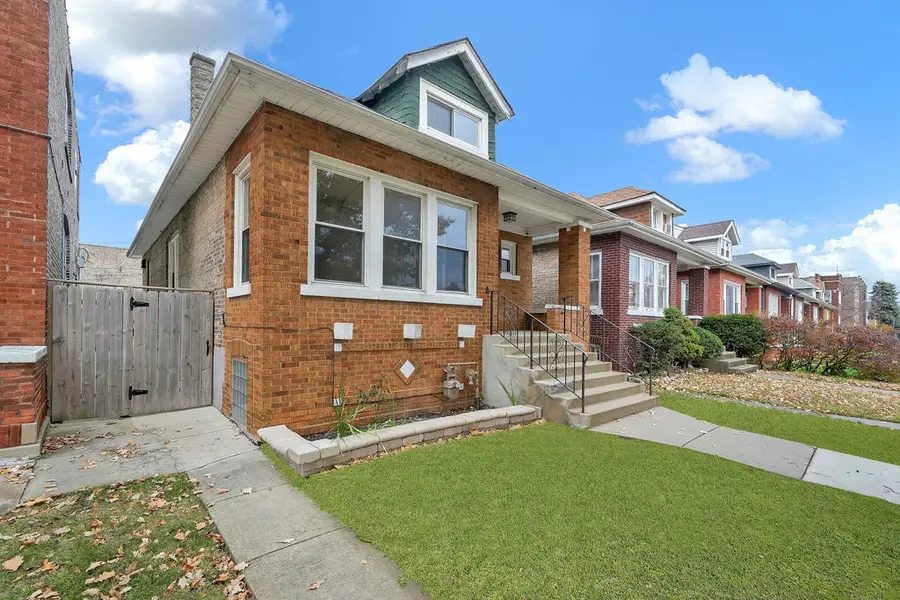 6620 S Richmond Street, Chicago, IL 60629 - Image #3