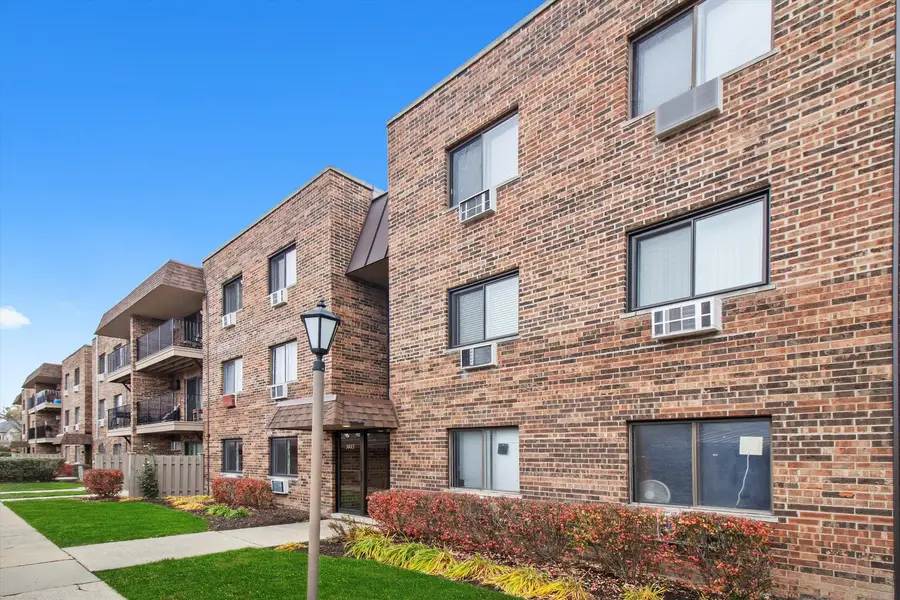 3615 E Central Road #101, Glenview, IL 60025 - Image #2