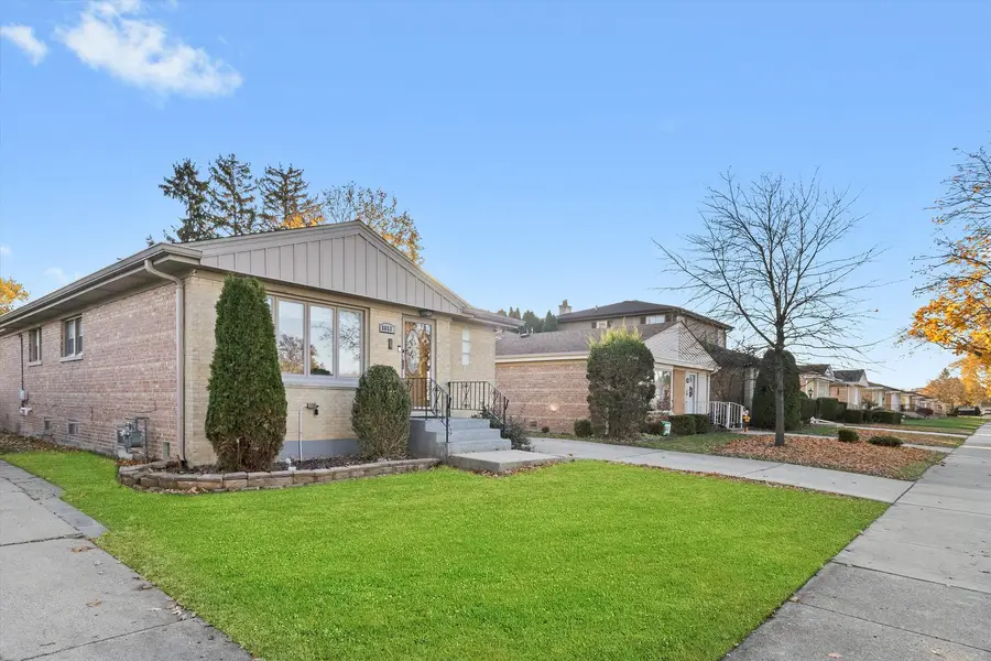 8653 N Merrill Street, Niles, IL 60714 - Image #3