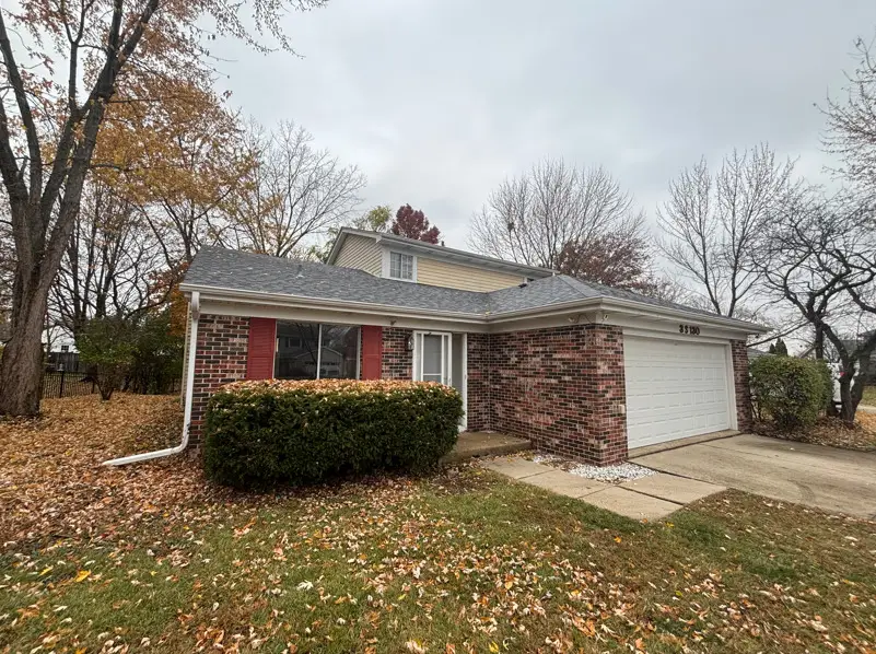 3S130 Bayview Court, Warrenville, IL 60555 - Image #1