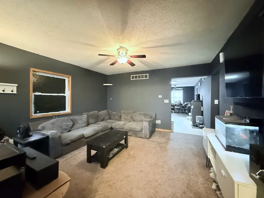 406 S Church Street, Gibson City, IL 60936 - Image #3