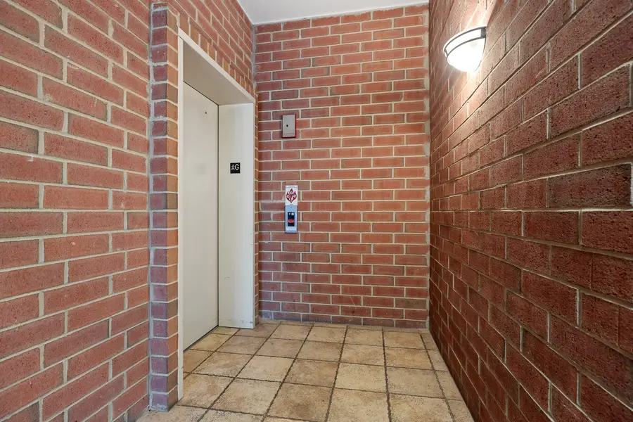 7912 Trinity Circle #1NW, Tinley Park, IL 60487 - Image #2