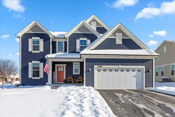 1069 Ardmoor Drive, Crystal Lake, IL 60012