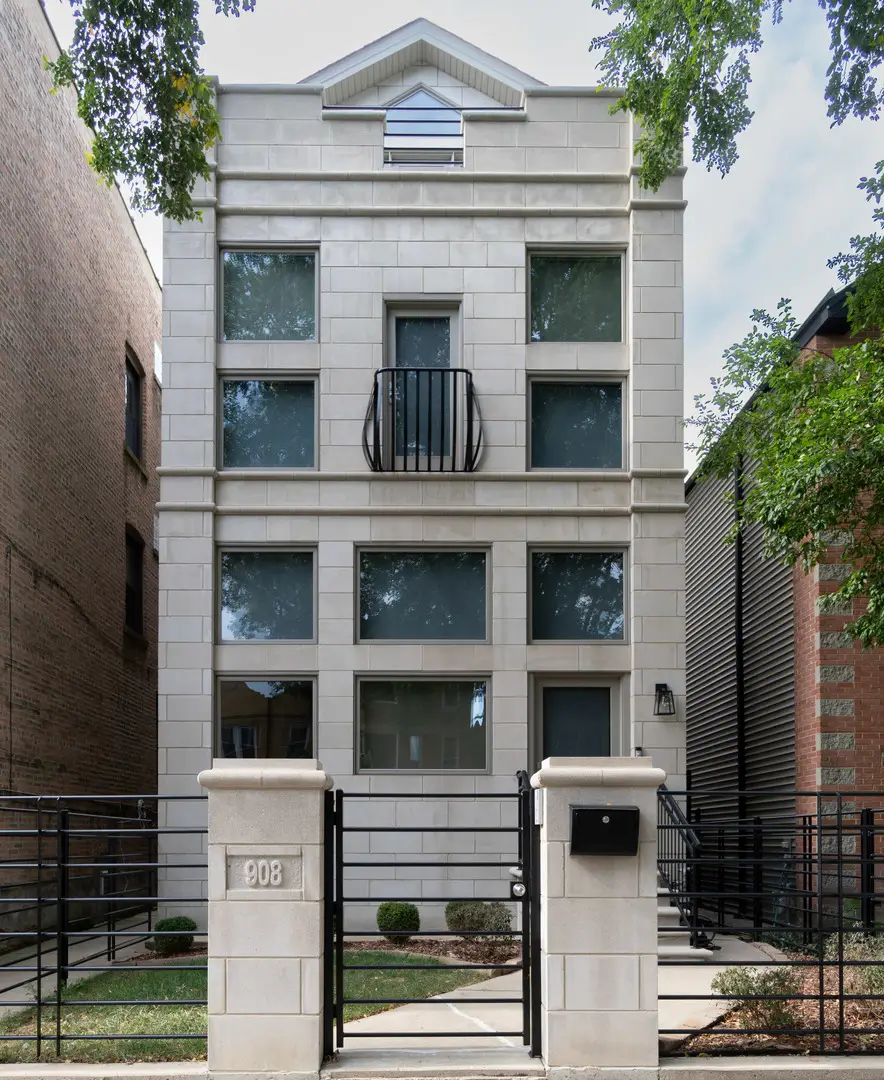 908 N Winchester Avenue, Chicago, IL 60622 - Image #1