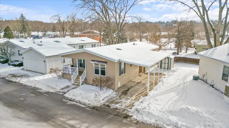 173 Northshore Road, Elgin, IL 60123 - Image #2