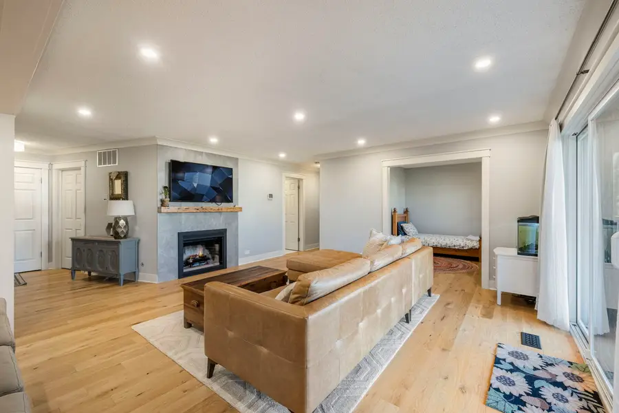 876 Stradford Circle #A1, Buffalo Grove, IL 60089 - Image #3