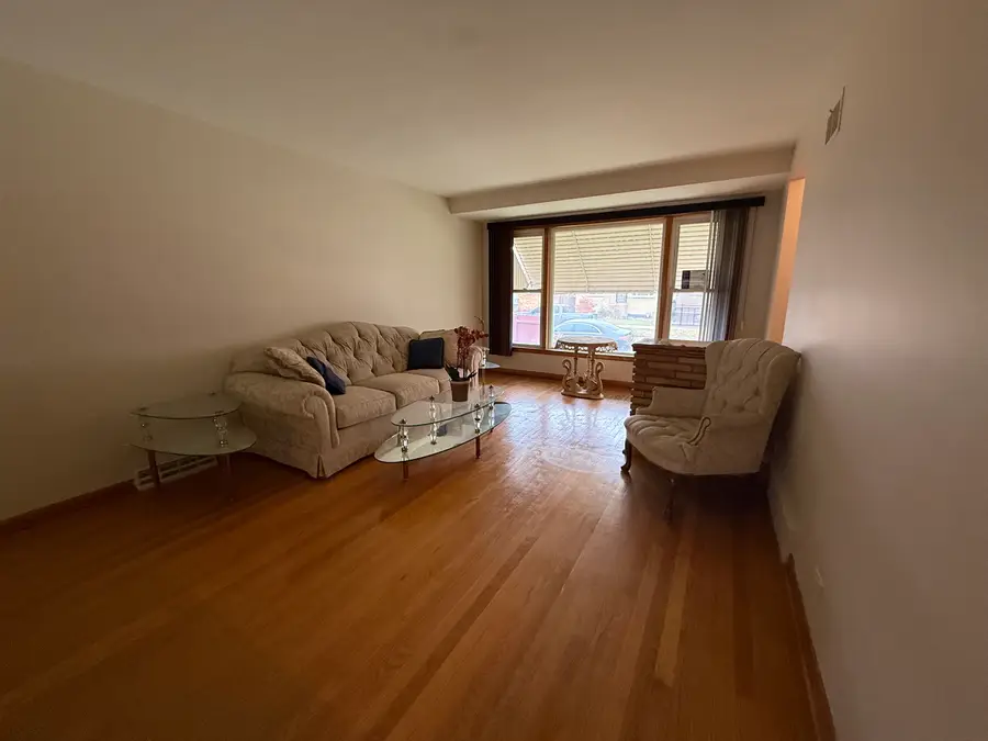 2146 N Mcvicker Avenue, Chicago, IL 60639 - Image #3