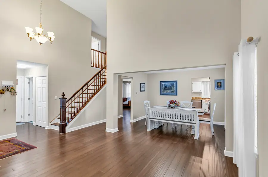 944 Cortney Drive, Carpentersville, IL 60110 - Image #3