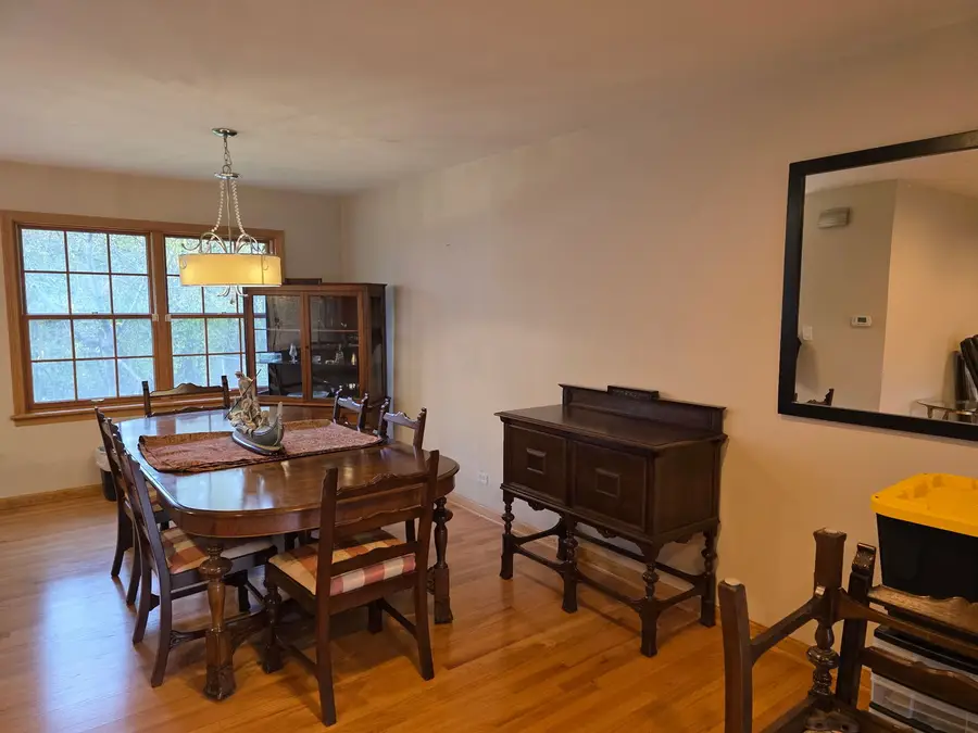 Address Withheld By Seller, Glenview, IL 60026 - Image #2