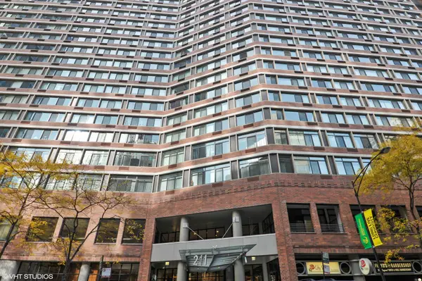 211 E Ohio Street #301, Chicago, IL 60611