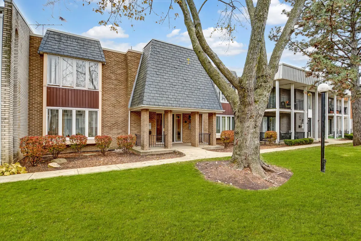 4119 W 98th Street #A, Oak Lawn, IL 60453 - Image #1