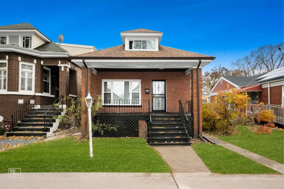 8420 S Carpenter Street, Chicago, IL 60620 - Image #1