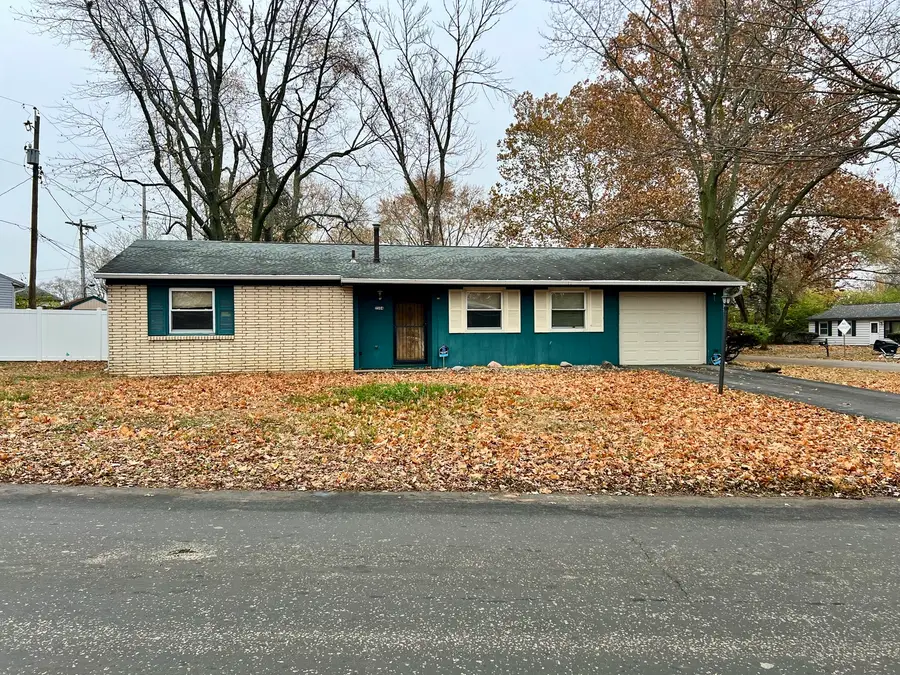 2504 Campbell Drive, Champaign, IL 61821 - Image #2