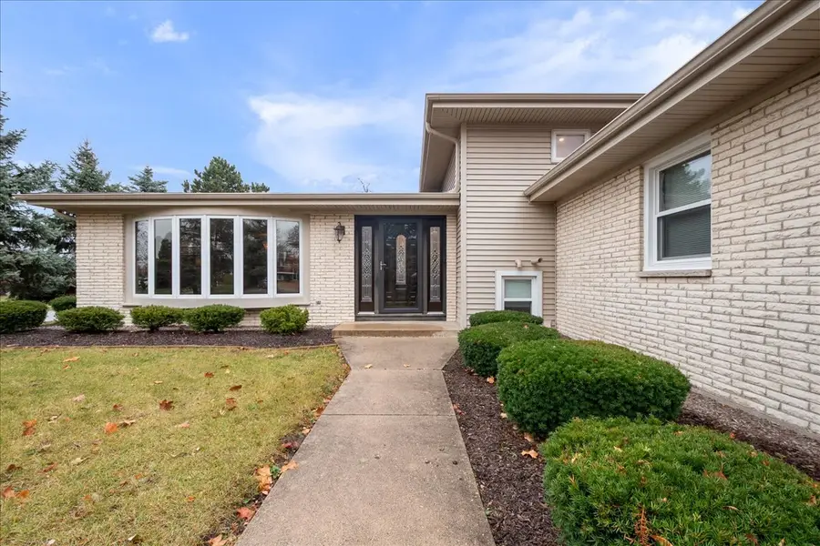 731 Highpoint Court, Schaumburg, IL 60193 - Image #3