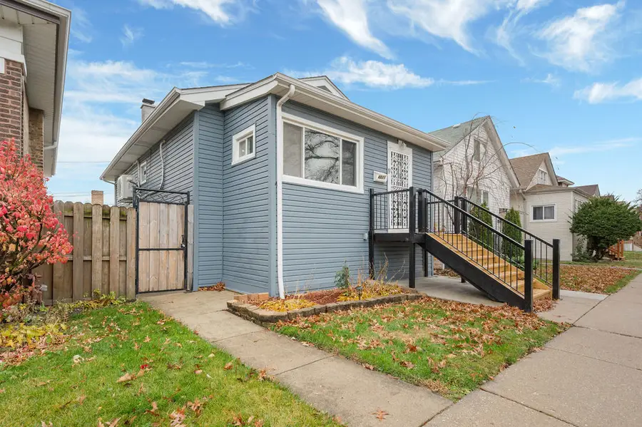 Address Withheld By Seller, Chicago, IL 60651 - Image #2