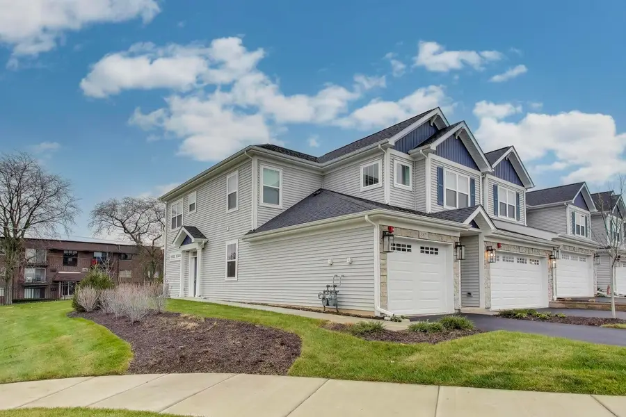 387 Masters Drive, Addison, IL 60101 - Image #2