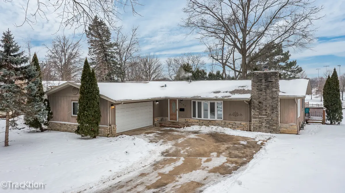 6724 Meadowcrest Drive, Downers Grove, IL 60516 - Image #1