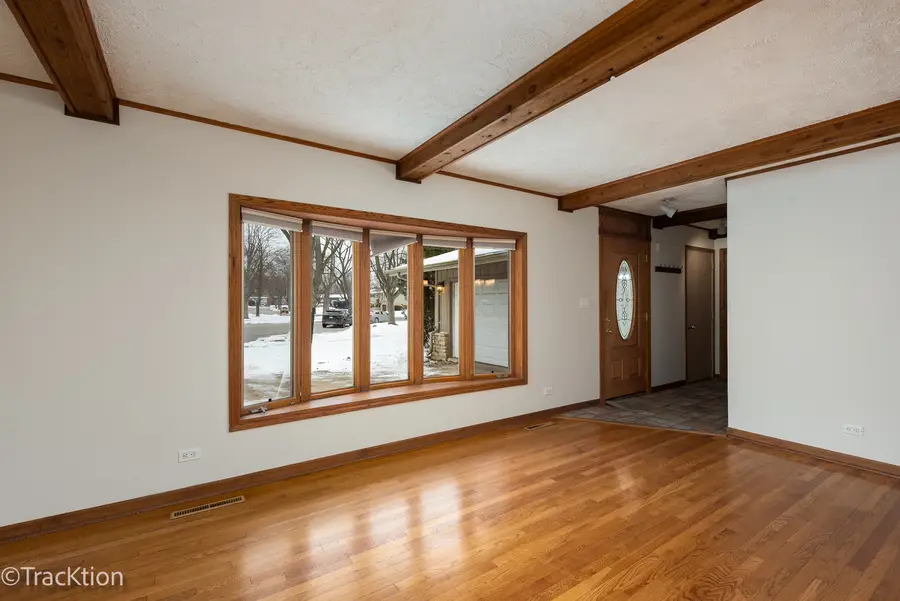 6724 Meadowcrest Drive, Downers Grove, IL 60516 - Image #2