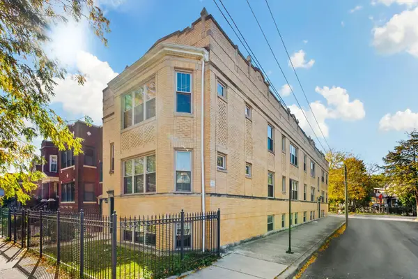 4109 W Eastwood Avenue #2, Chicago, IL 60630