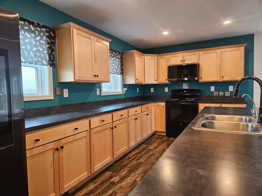 809 Mccoy Road, Amboy, IL 61310 - Image #2