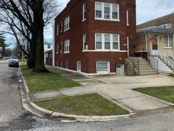 5700 N Parkside Avenue, Chicago, IL 60646