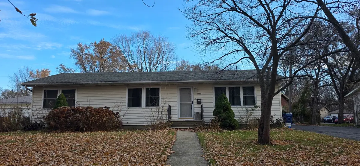 1722 Oakwood Avenue, Dekalb, IL 60115 - Image #1