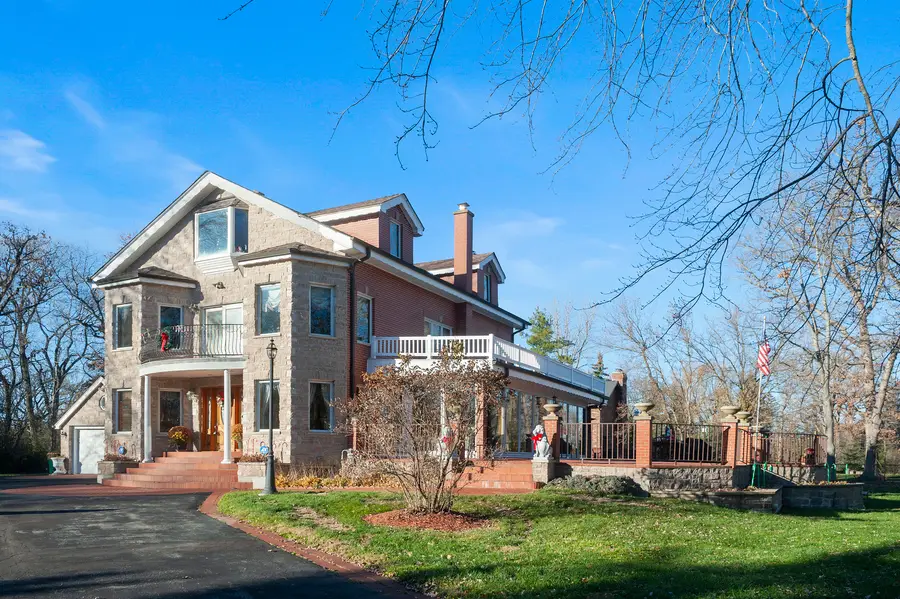 300 N Bradley Road, Libertyville, IL 60048 - Image #3